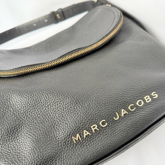 Marc Jacobs Black Pebbled Leather Shoulder Bag Bucket Style with Matching Wallet - Picture 3 of 11